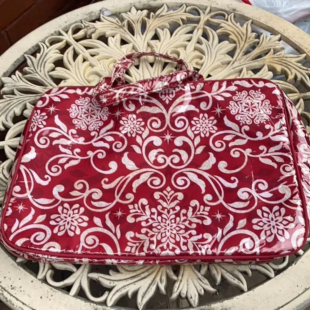 Red snowflake laptop bag